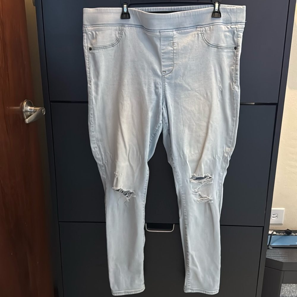 Old Navy Rockstar - Mid-Rise Jeans